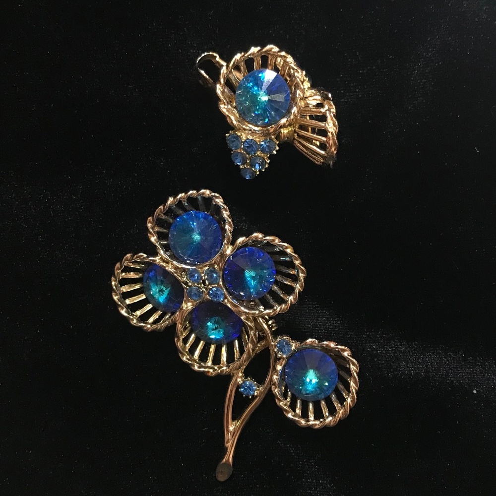 Blue Rivoli Crystal Brooch & Earrings